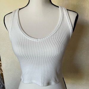 American Eagle White Cropped V-Neck Top